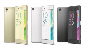 Xperia Xシリーズ(左からXperia X、Xperia XA、Xperia X Performance)